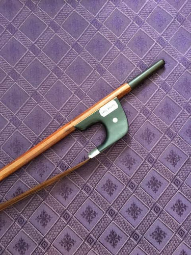 Very old, very good German bow